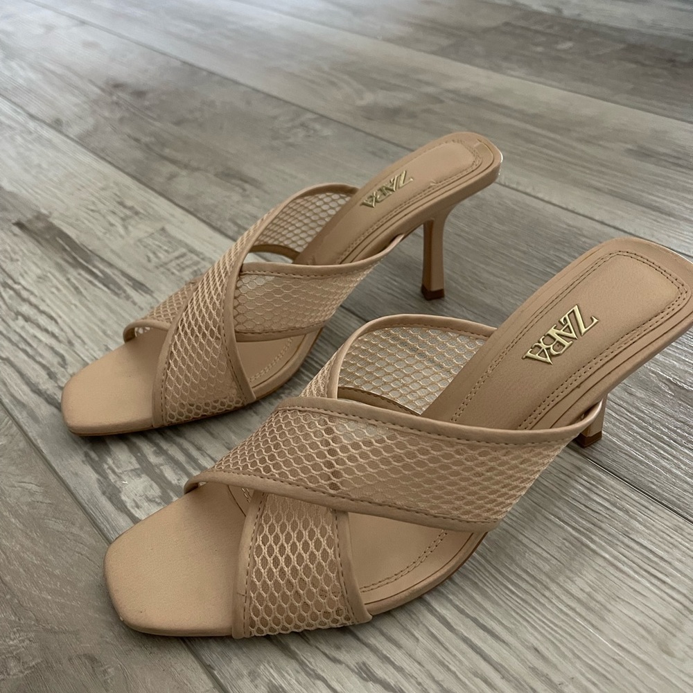 Gorgeous Zara heels